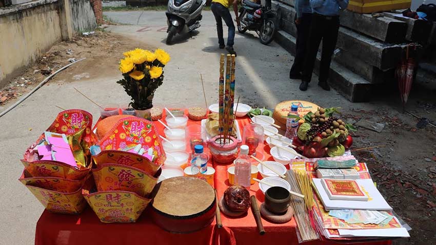 Mâm cúng khởi công xây dựng
