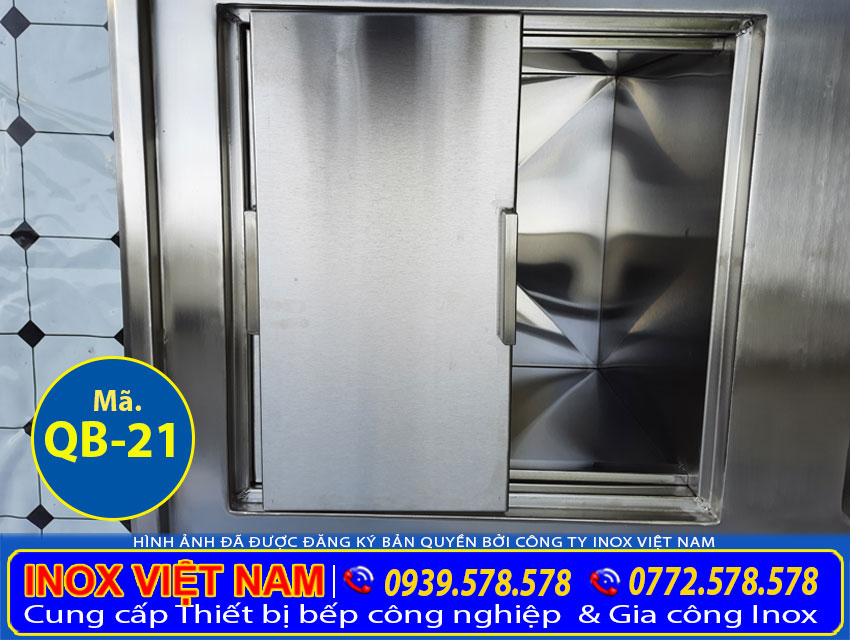 Bên trong thùng đá inox 304